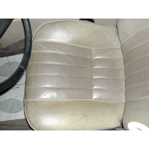 東京目黒区でシートのリペアをするなら 東京で車内のリペアをするなら当店へご連絡ください